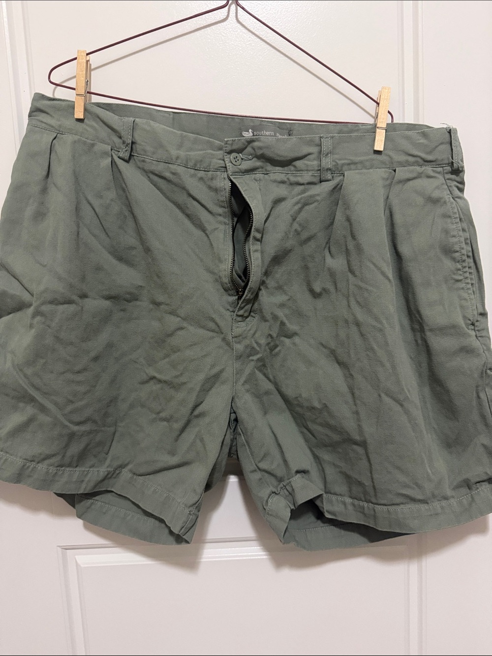 Southern Marsh Olive Pleated Cotton Blend Flat-Front Shorts